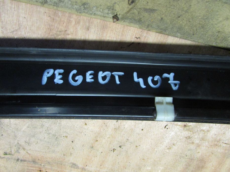 Podszybie Peugeot 407 Sw