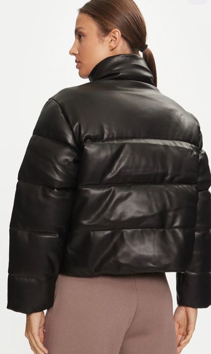 Куртка тепла  з екошкіри xs Telly welly стан нової