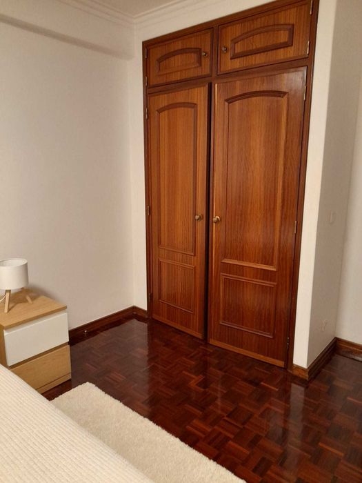 Alugam-se dois quartos individuais para estudantes universitários(as) — Odivelas