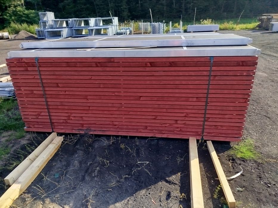 Rusztowania elewacyjne plettac