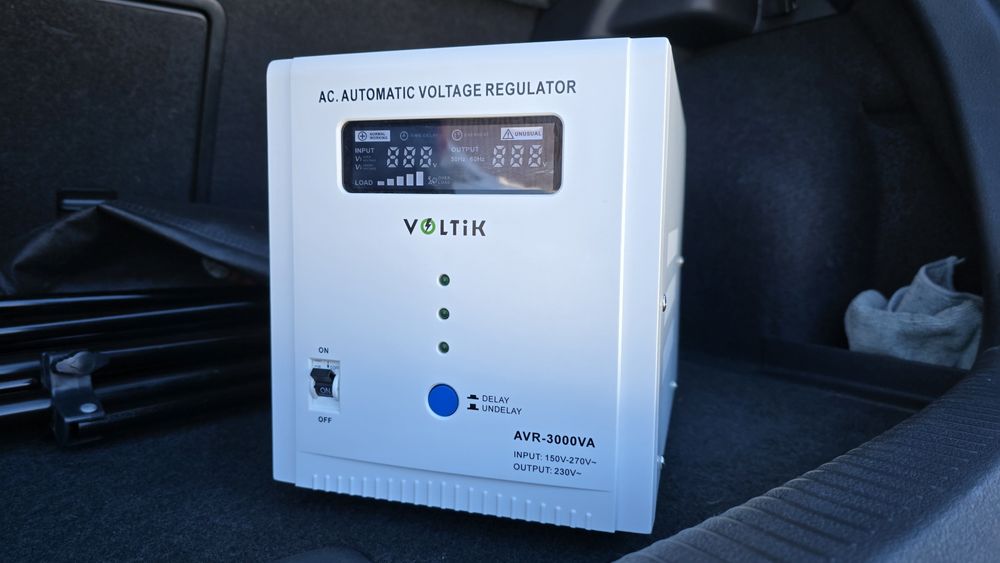 Стабілізатор напруги 2 кВт, стабилизатор напряжения.