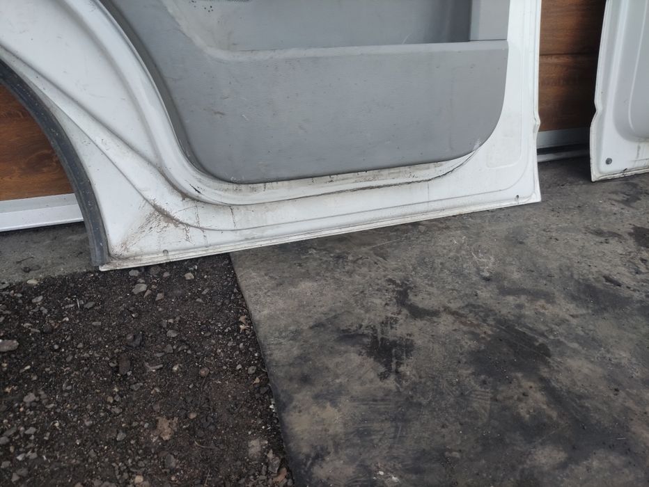 Drzwi kompletne przód lewe prawe VW t5 t5 lift białe LB9A