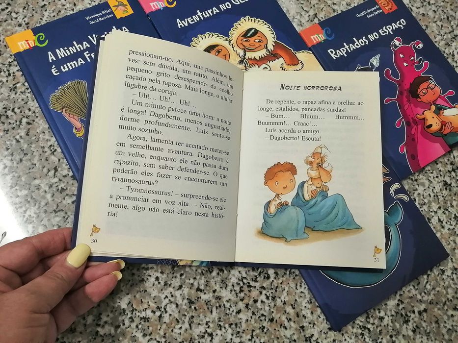 Livros infantis da coleção MiniC
