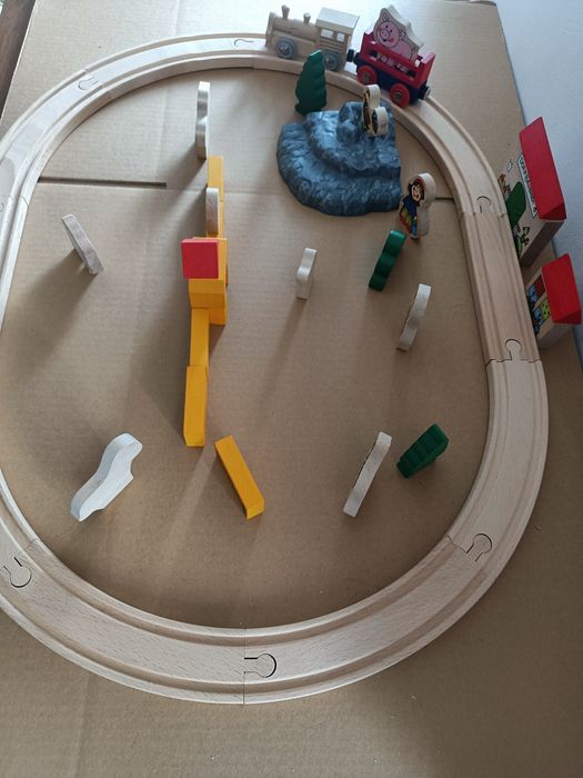 Kolejka drewniana gospodarstwo Small foot Montessori