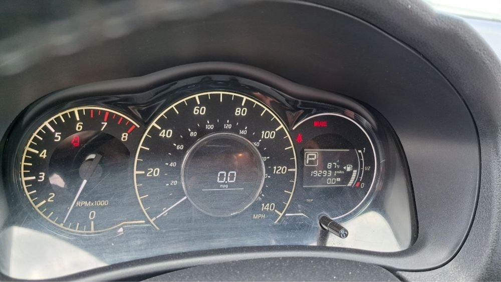 Nissan Versa Note 2014p. 1.6 Газ-бензин. 192 miles !!!