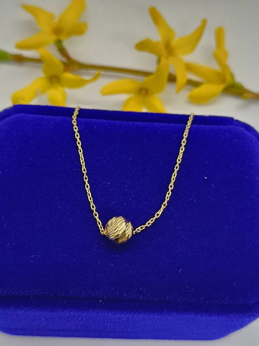 Łańcuszek celebrytka z kuleczką ze złota, złoto pr 585