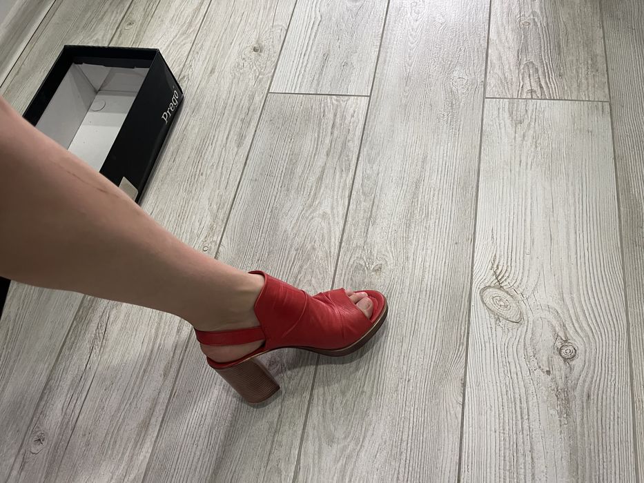 Босоніжкі літні жіночі Prego