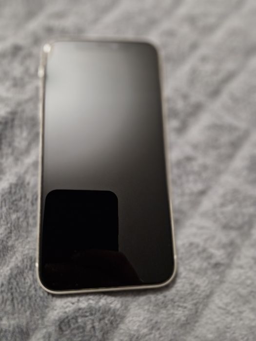 Iphone 11 biały 64GB (rezerwacja)