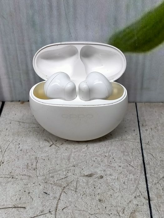 Наушники Oppo Enco Buds 2