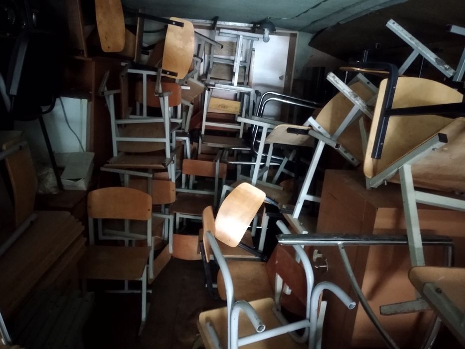 Стул школьный 400грн