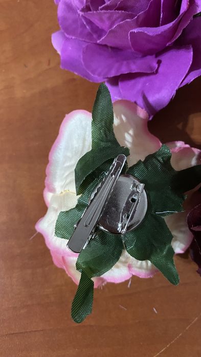 Sztuczne kwiaty, róże