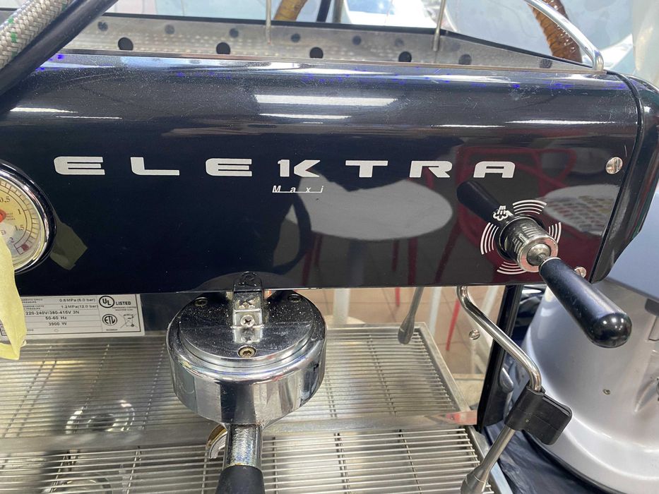 Кавомашина Elektra (Італія)