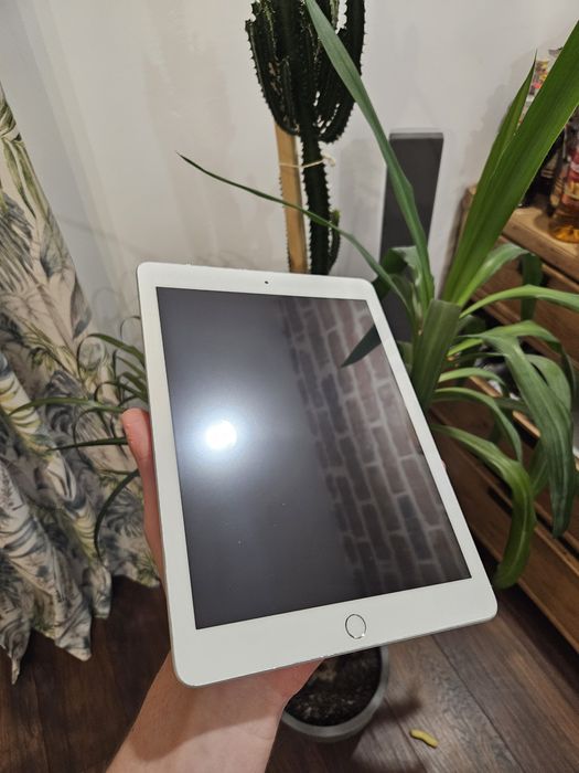 Apple iPad 5 generacji