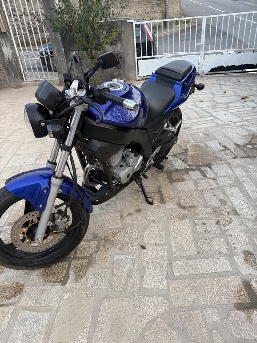 Daelim Roadwin 125 FI 2011— Como Nova! Nem 8000km