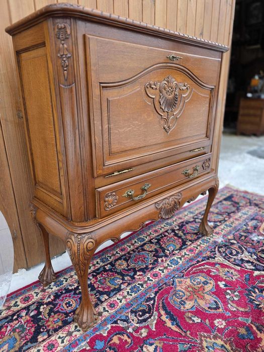 Barek Chippendale drewniany rzeźbiony #2440 Stylowy Węgrów