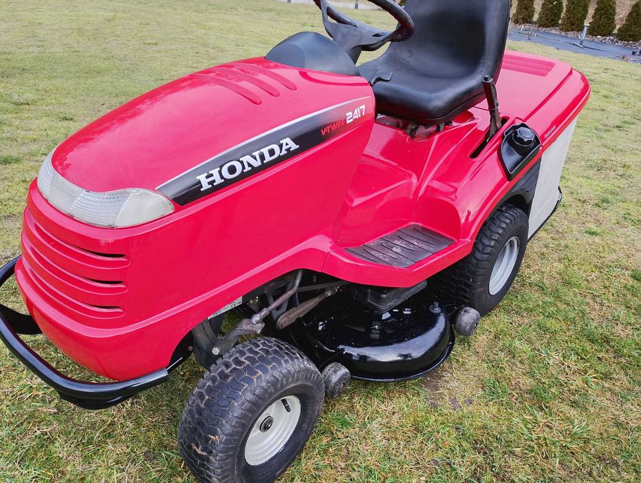 Kosiarka Traktorek Honda 2417  V2 hydro