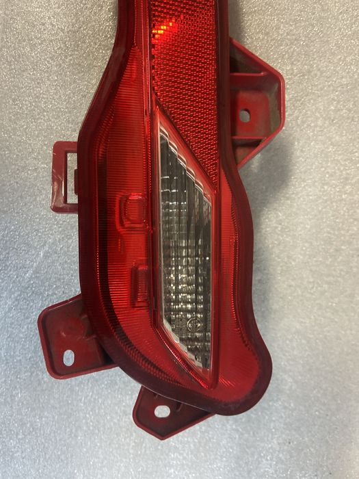 Kia Ceed lll 18-Kombi lampa tylna lewa w zderzak
