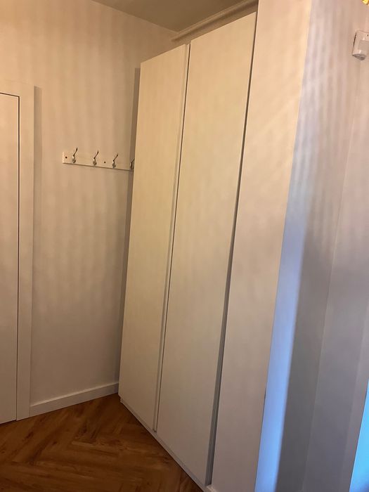 Szafa Ikea biała dwu drzwiowa 100 na 240 cm