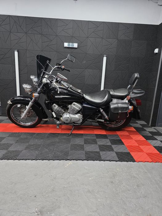 HONDA SHADOW 125 cc VT varadero Yamaha drag star virago katB 2002