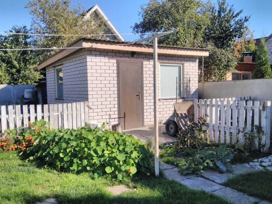 Куренівка. Подільский, вул.Вітчизняна 8- продаж будинку, без комісії.