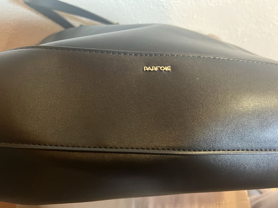 Mala Parfois em muito bom estado