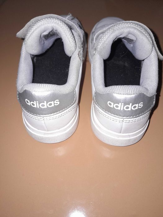 Sapatilhas adidas menina