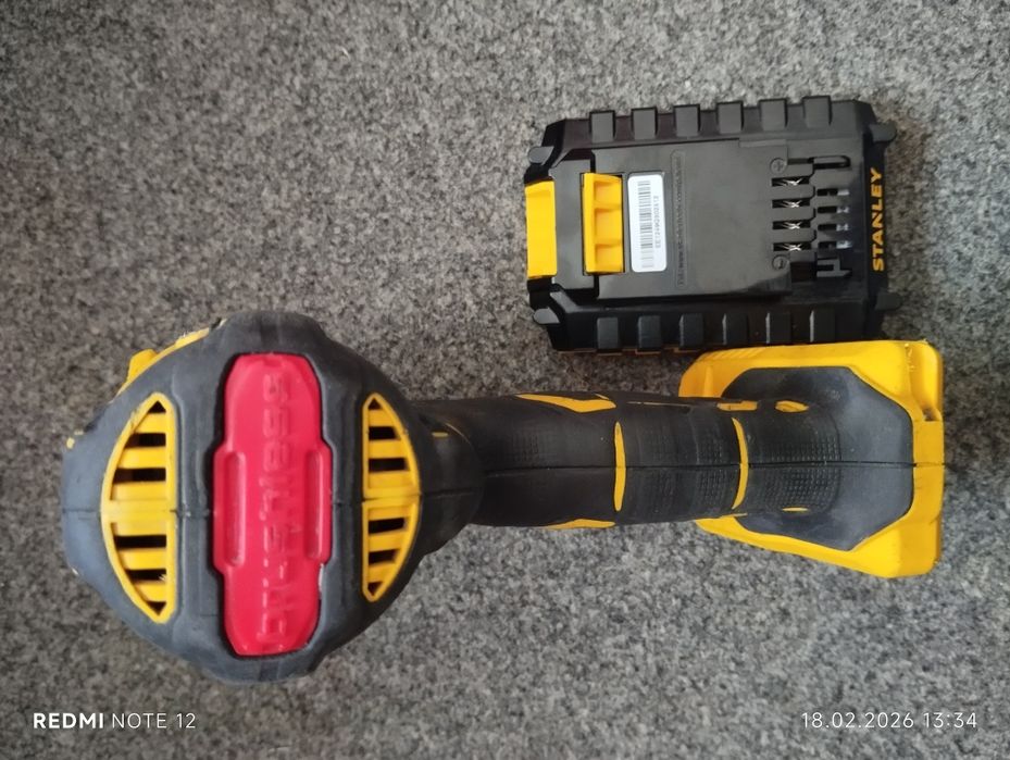 Шуруповерт Stenley 18 v.