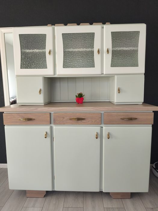 Renowacja mebli lakierowanie odnowa