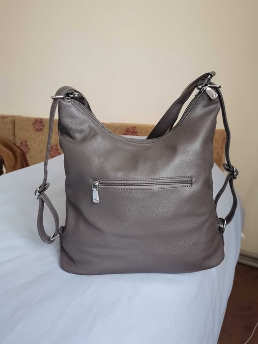 Сумка жіноча містка