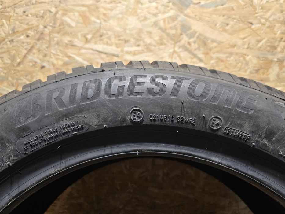 Opona pojedyńcza 205/55/16 91T Bridgestone Blizak LM005 2022