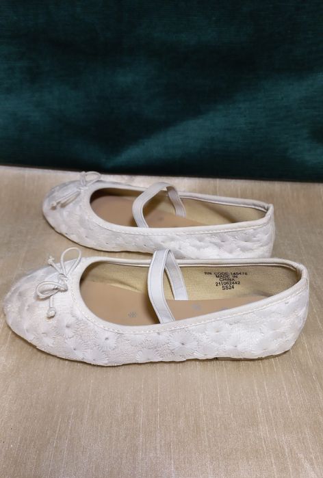 Нарядні туфлі Primark 30-31 білі балетки дівчинка/девочка