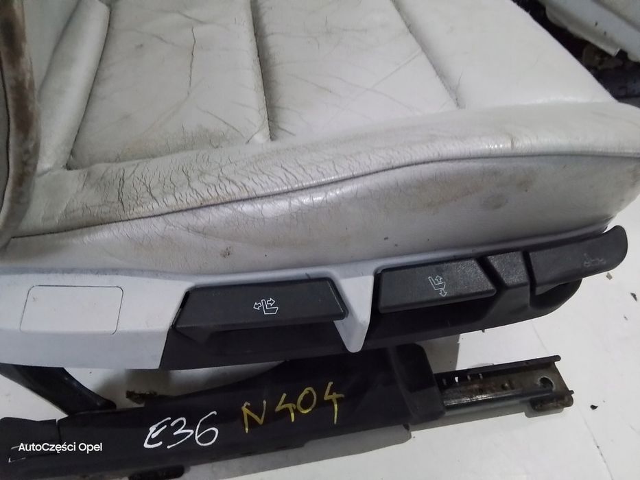 N404 Komplet Foteli  BMW E36 Cabrio