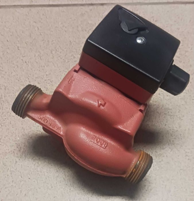 Pompa obiegowa pieca C.O. Grundfos UPS 15-60