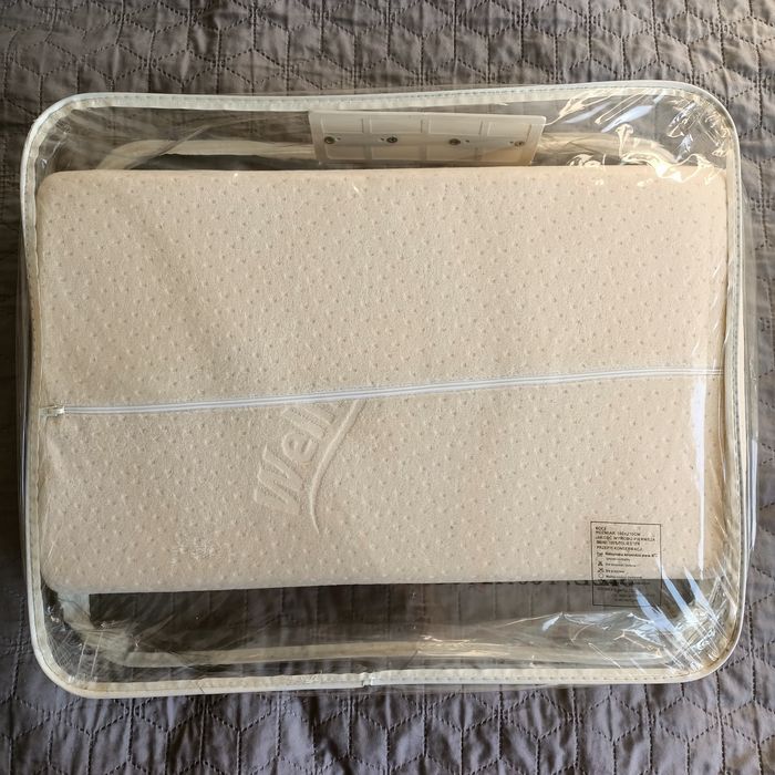 Nowa poduszka profilowana WellPur w pokrowcu