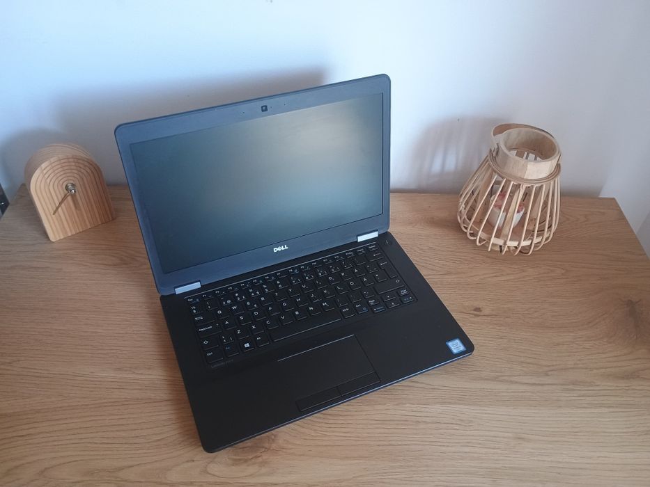 Dell Latitude E5470 Core i5 7th Gen 8GB Ram / 256 SSD