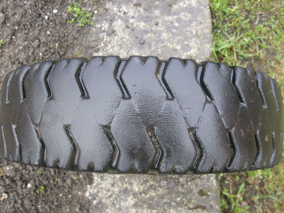 opona o wymiarze 5.00 - 8