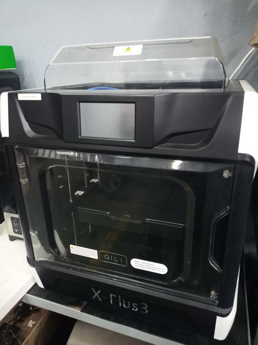 Qidi X Plus 3! Impressora 3D com pouco uso.