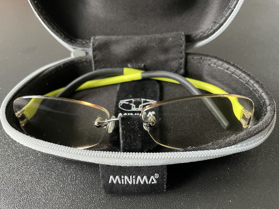 Oculos de criança da marca MINIMA