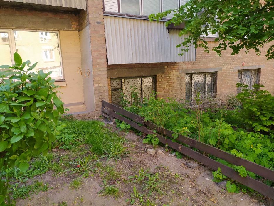 Фасад 152квм Комерція Офіс Магазин Центр Клініка Золотоустівська 51