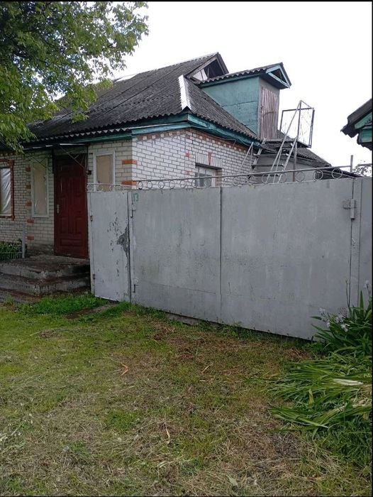 Продам дом в жилом состоянии
