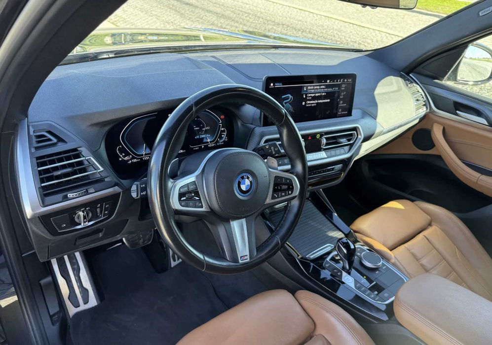 BMW X3 Plugin in Hibrid. Pack M