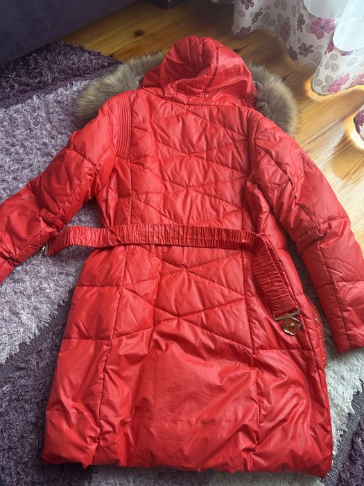 Червона куртка дитяча  з натуральним хутром