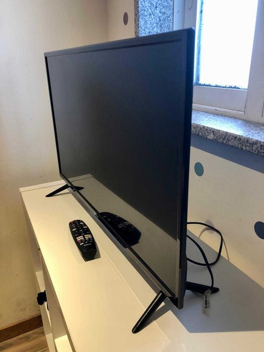 Televisão Qilive 32" Smart TV