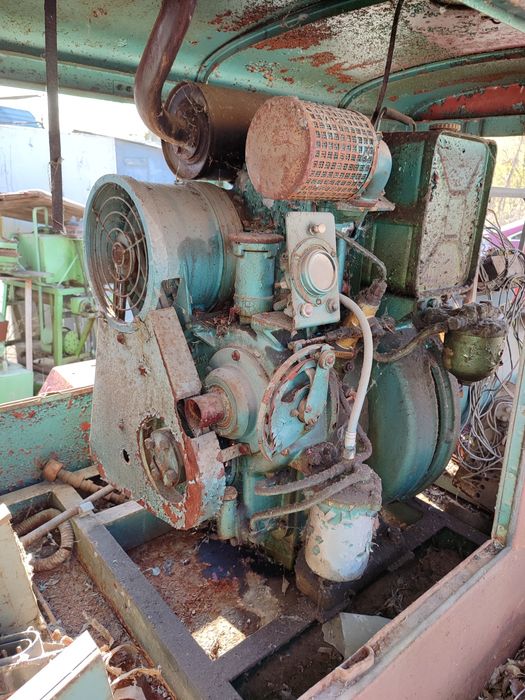 Продам трёхфазный дизельный генератор,на лафете