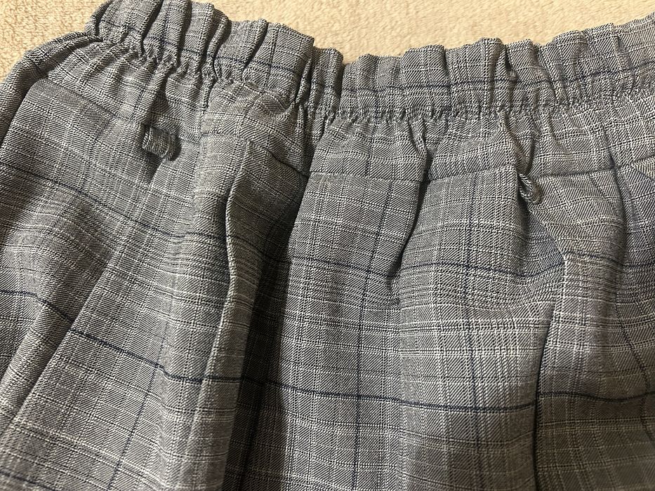 Юбка в клітинку (б/у)