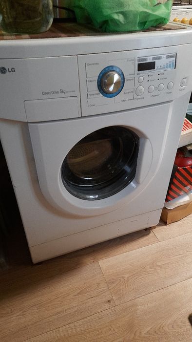 Продам пральну машину LG