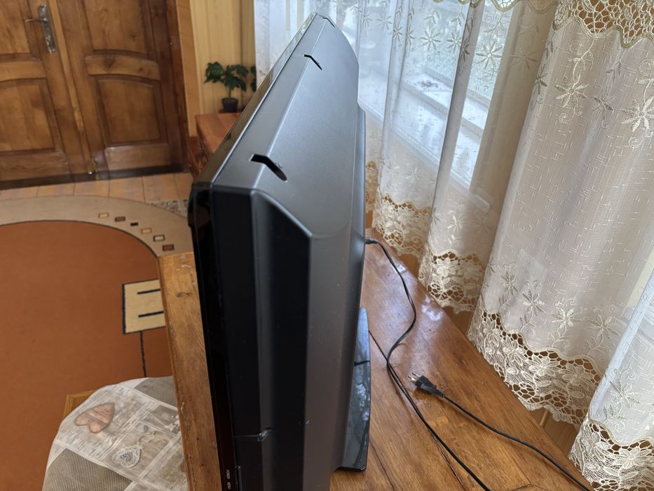 Телевізор Sharp AQUOS LC-32A37M