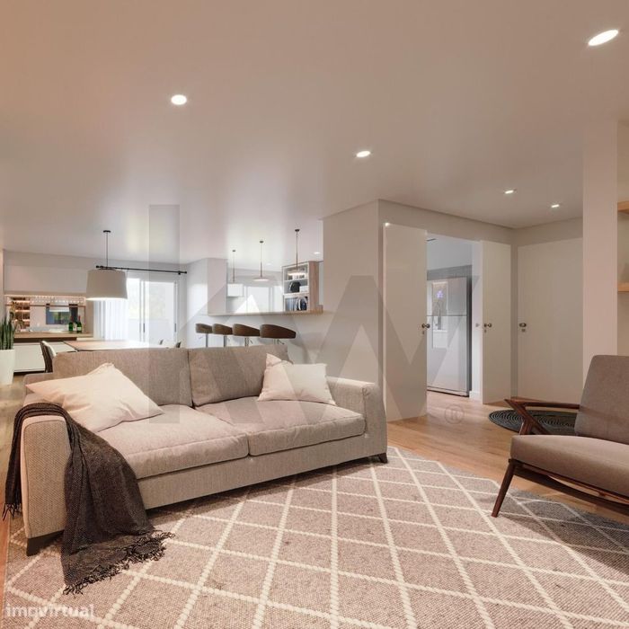 Apartamento T4 Remodelado a 4 min da Praia – Paço de Arcos