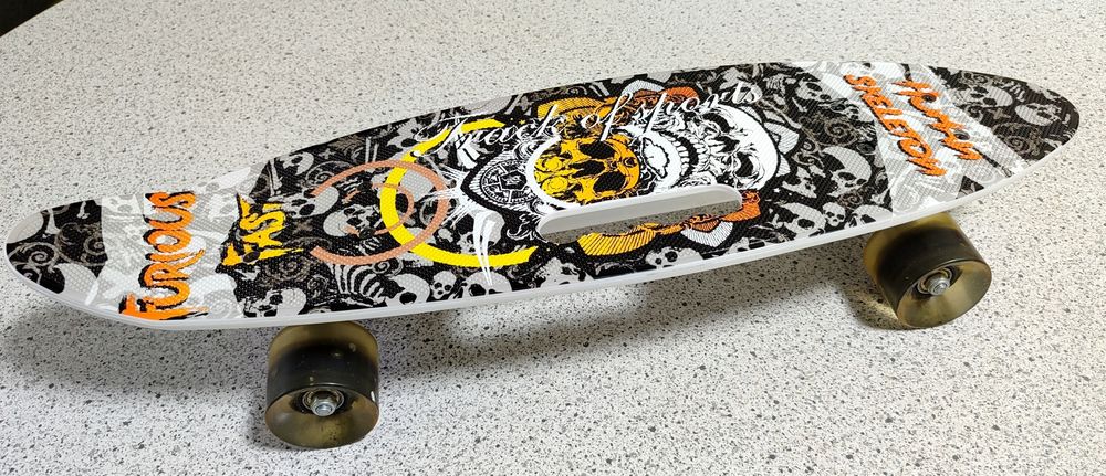 Скейт humon skeleton