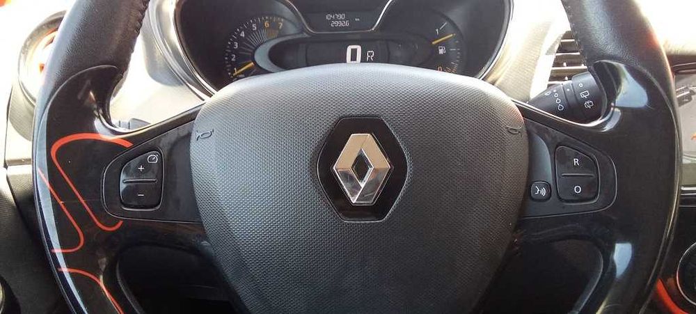 Renault Captur 1.2 TCe EDC (Caixa Automática)